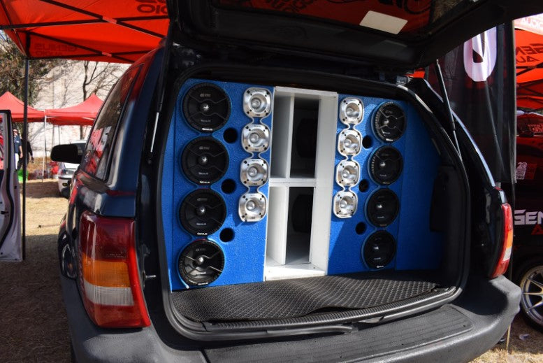 Car Audio Trunk Build